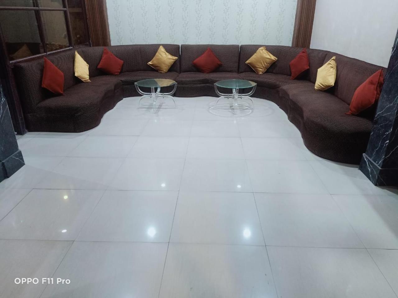 Hotel Ambassador Inn Gwalior Esterno foto